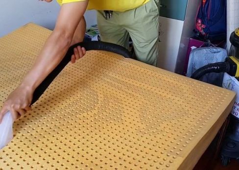 xu ly nem cao su bi moc 1 56dcb42d