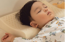 tre nam goi cao su non 1 97783541