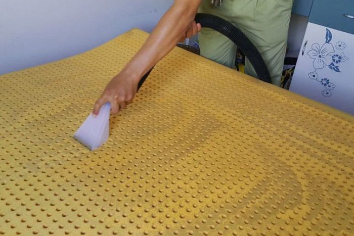 nệm cao su non có giặt được không