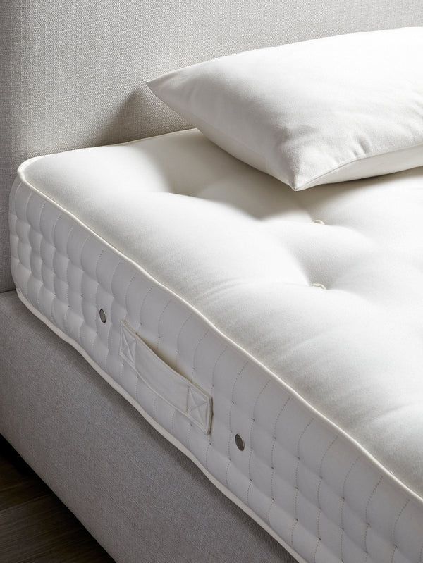 nằm đệm mềm đau lưng