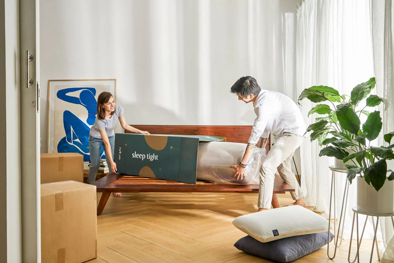 Nệm foam nặng nên vận chuyển khó khăn