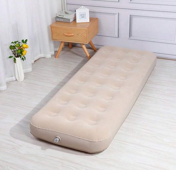 Nệm hơi có bề mặt phủ nhung Nệm hơi có bề mặt phủ nhung