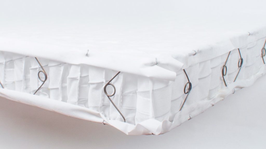 nam dem lo xo bi dau lung 3 1