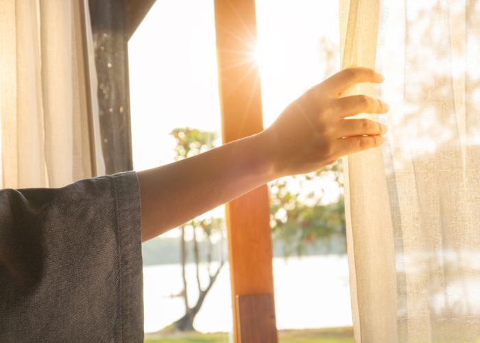 cách dậy sớm vào mùa đông