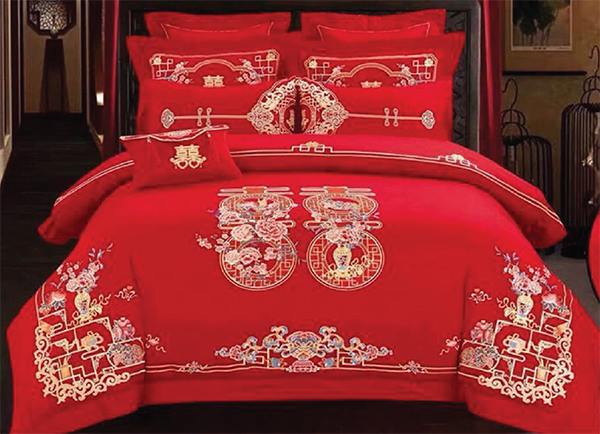 giuong cuoi co nen nam truoc khong 1