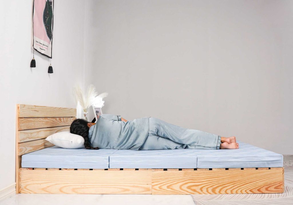 Nằm nệm bông ép có tốt không