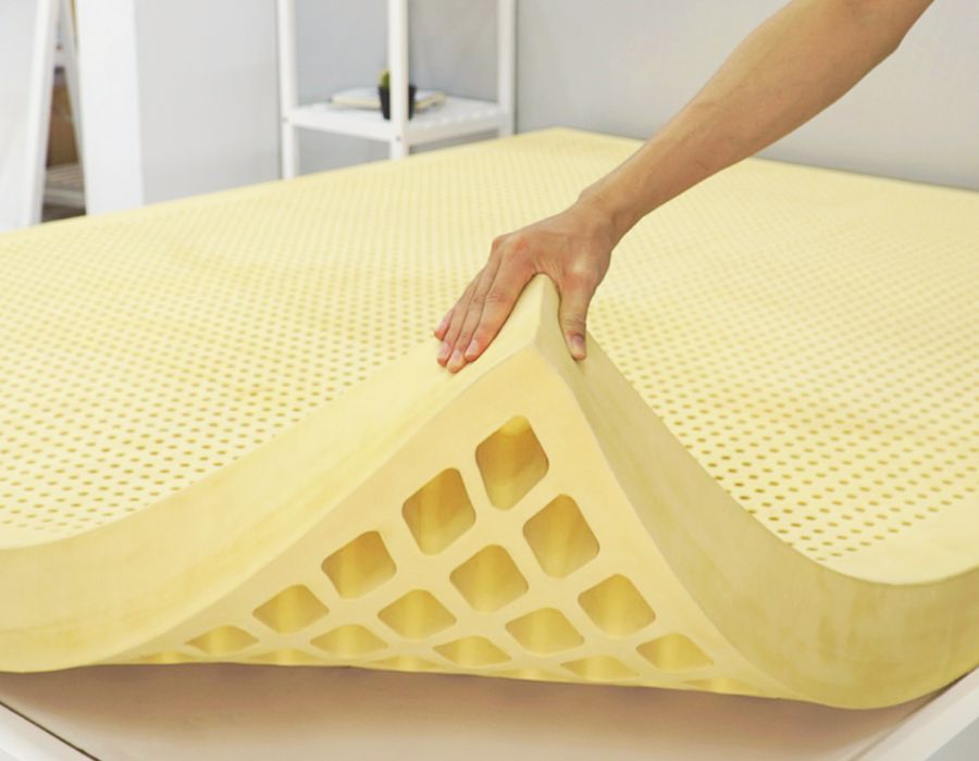 Nệm cao su có phơi nắng được không