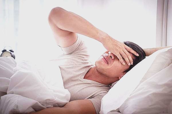 ngủ võng ban đem có tốt không