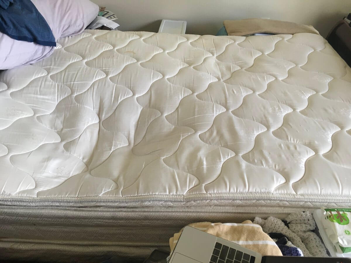 Nên mua nệm topper trải đệm cũ hay đầu tư mua nệm mới? 16 Mua nệm topper trải giường hay mua nệm mới