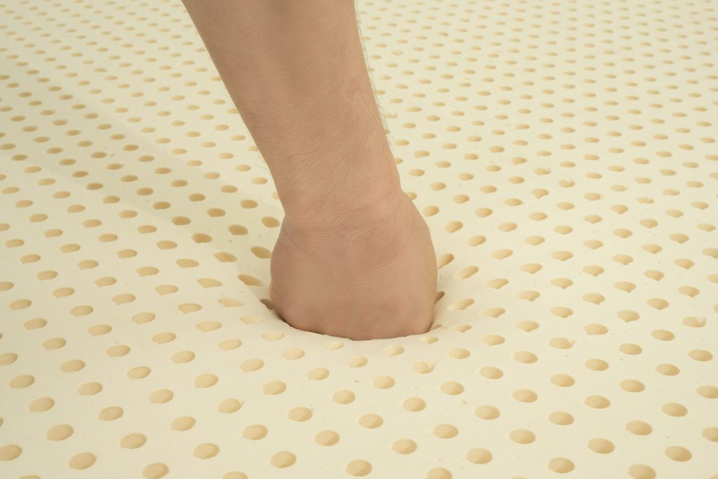 Nệm cao su thiên nhiên là gì