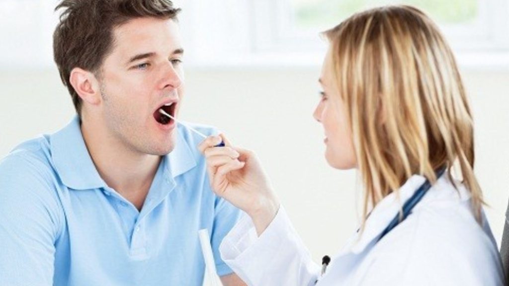 Sáng ngủ dậy có máu trong miệng là dấu hiệu gì? Nguyên nhân và cách xử lý đúng 66 Sáng ngủ dậy có máu trong miệng