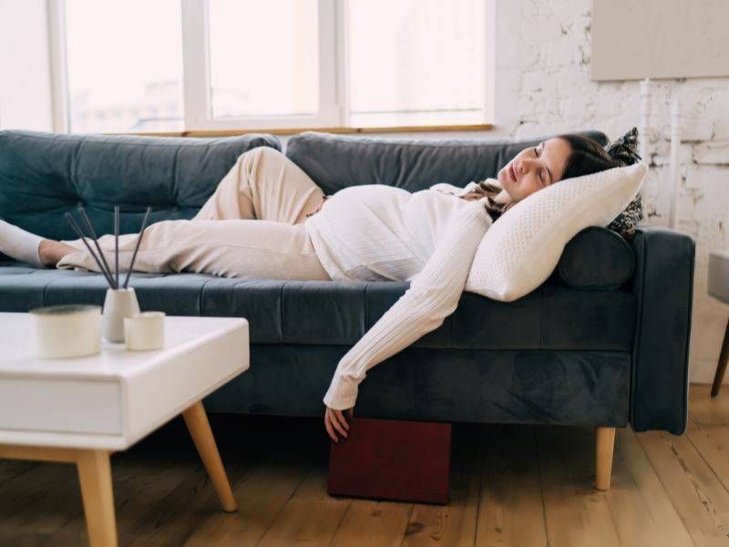 bà bầu có nên nằm nệm không